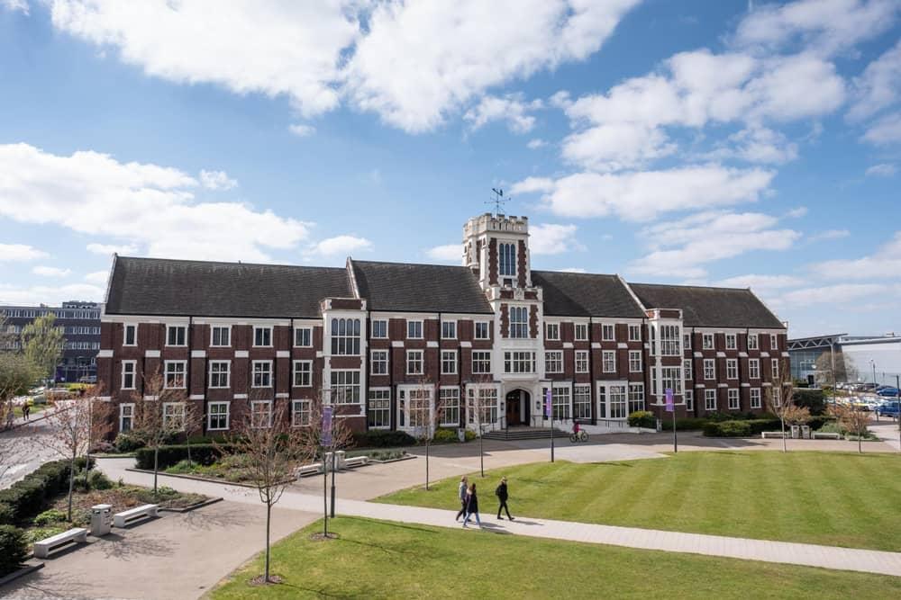 دانشگاه لافبورو (Loughborough University)