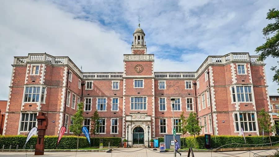 دانشگاه نیوکاسل (Newcastle University)