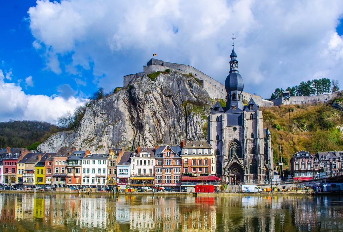 نامور (Namur)