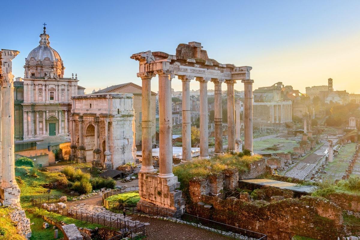 فروم رومی (Ancient Roman Forum)